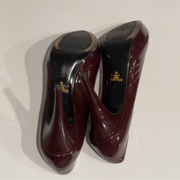 PRADA Burgundy Patent Leather Eyeline Peep Toe Platform Pumps EU40 - Picture 7 of 12